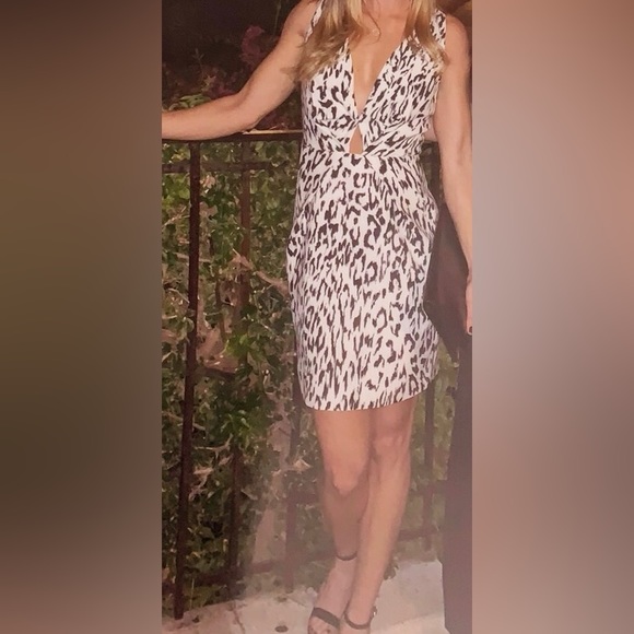 Finders Keepers white leopard dress sz S Revolve - Picture 4 of 4